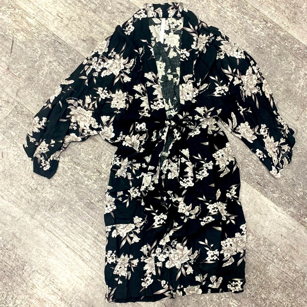 Spiritual Gangster Floral Kimono NWOT